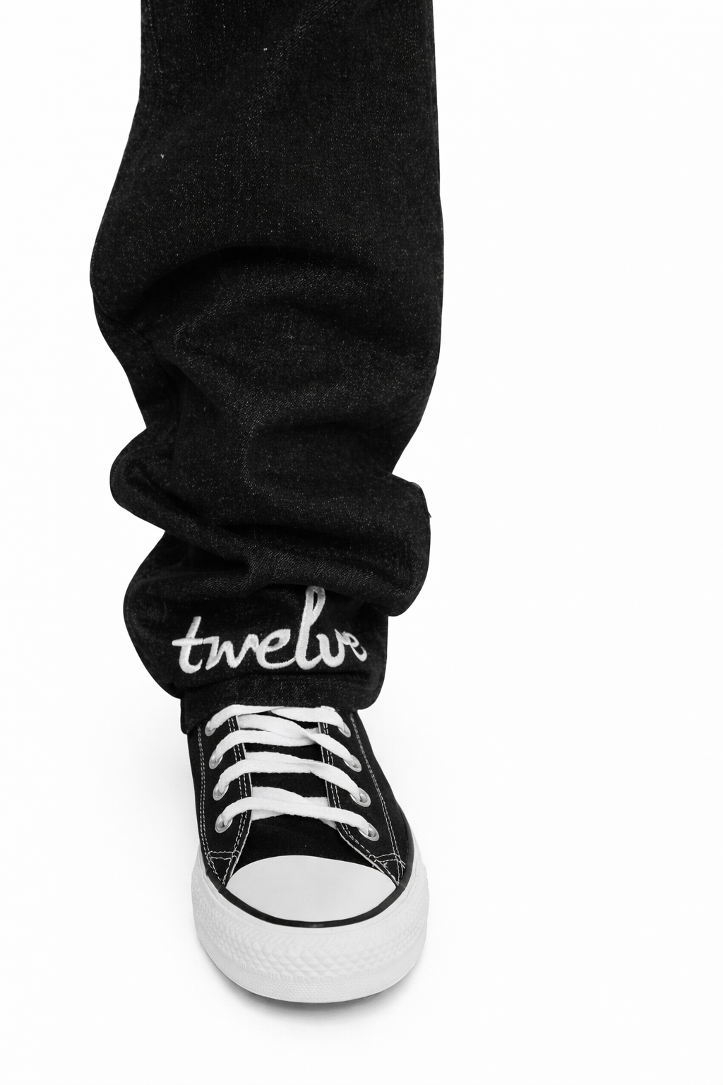 "BEAUTY IN VINE" DENIM